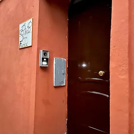 Donna France Apartment